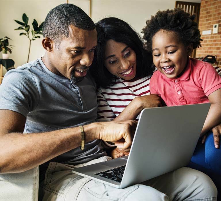 Parents listen to their online pediatrician